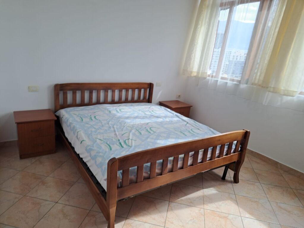 Jepet Me Qera Apartament 1+1+1 Ballkon