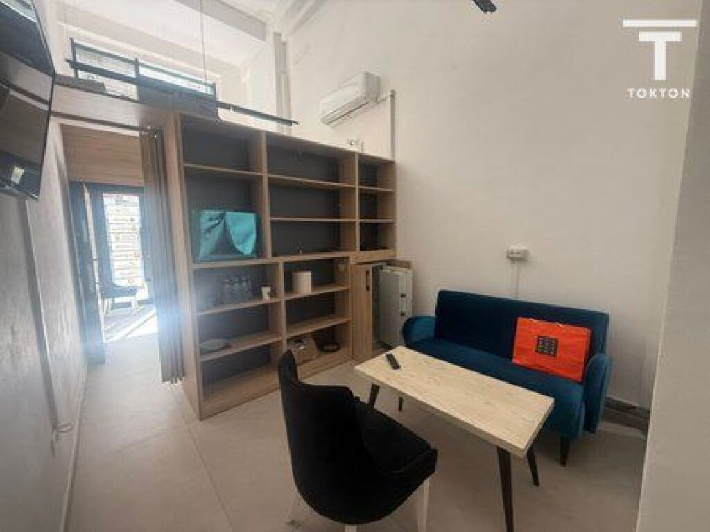 SHITET BIZNES EXCHANGE, RRUGA: "MYSLM SHYRI", TIRANË