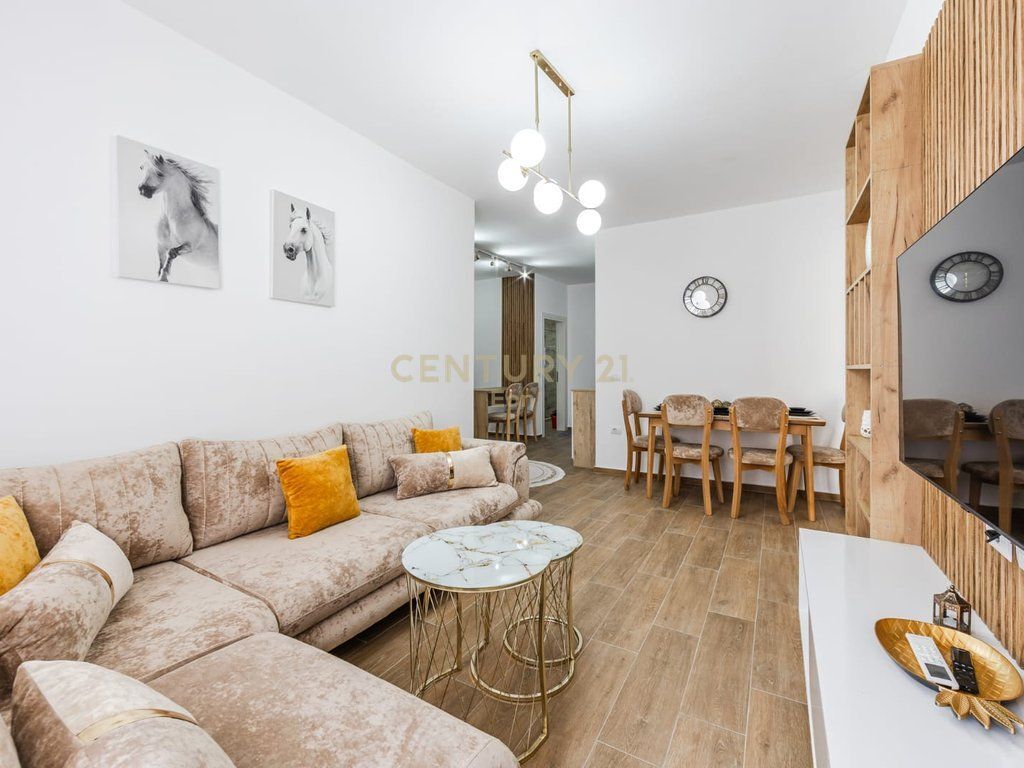 VENDESI SUPER APPARTAMENTO A GOLEM !