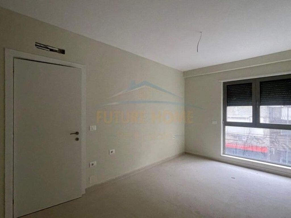 For sale, 1+1 Apartment, Dervish Hekali Street, Red School, Tirana
