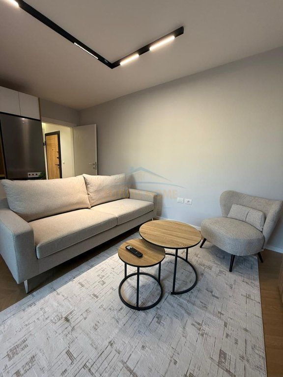 For sale, Apartment 1+1, Siri Kodra Street, Tirana