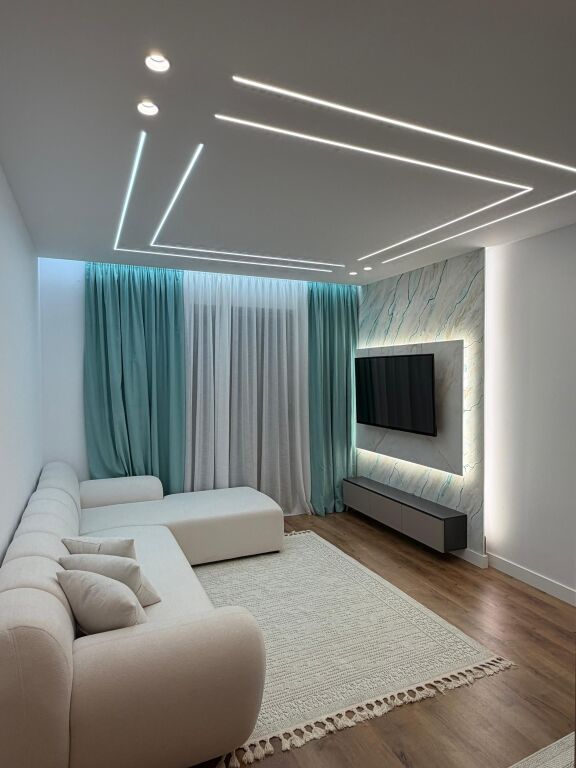 Shitet Apartament - Astir