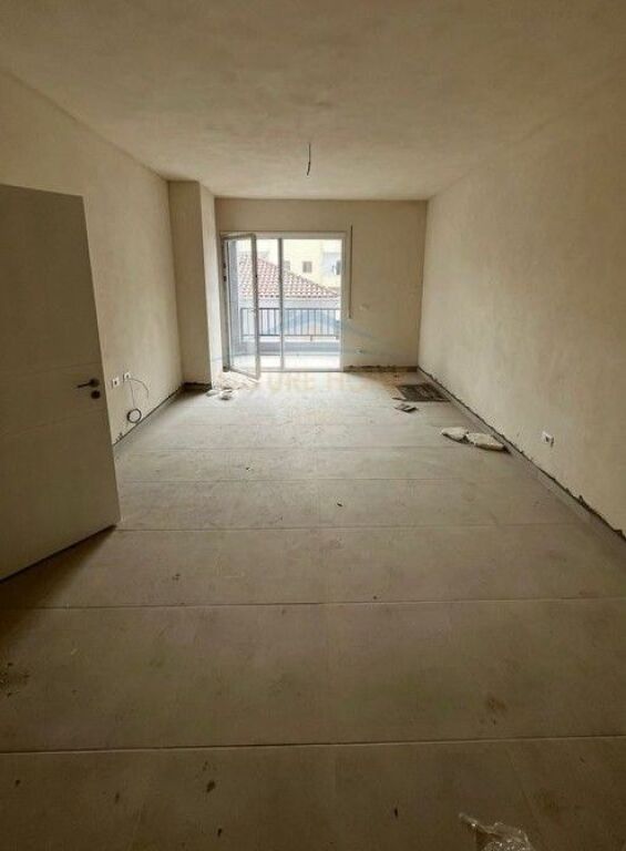 In vendita, Appartamento 2+1+2, 5 Maji, Tirane