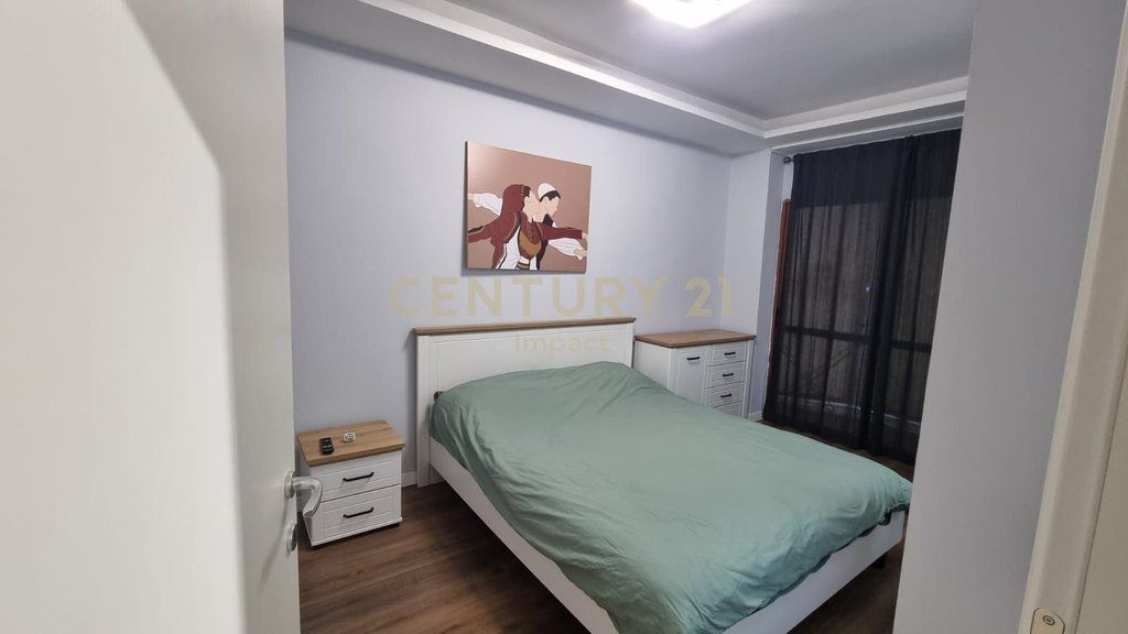APARTAMENT 2+1 ME QIRA TEK RESTORANT DURRËSI, TIRANË – 900€ / MUAJ