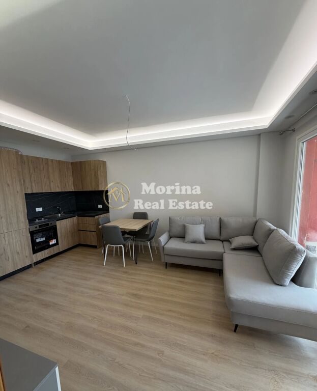 Affitto | Appartamento 2 + 1 | Astir | 450 €/mese