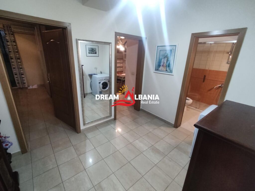 Appartamento 1+1 in affitto vicino a Sky Tower a Tirana F (ID 4211173)