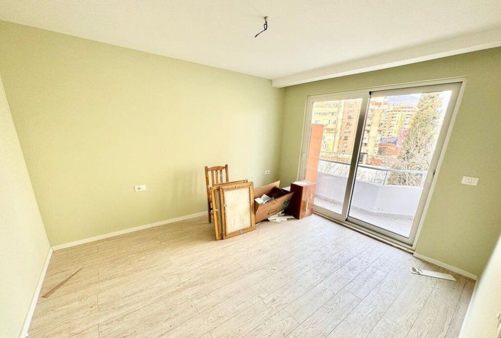 OFFICE FOR RENT IN THE CENTER, 100 m2.