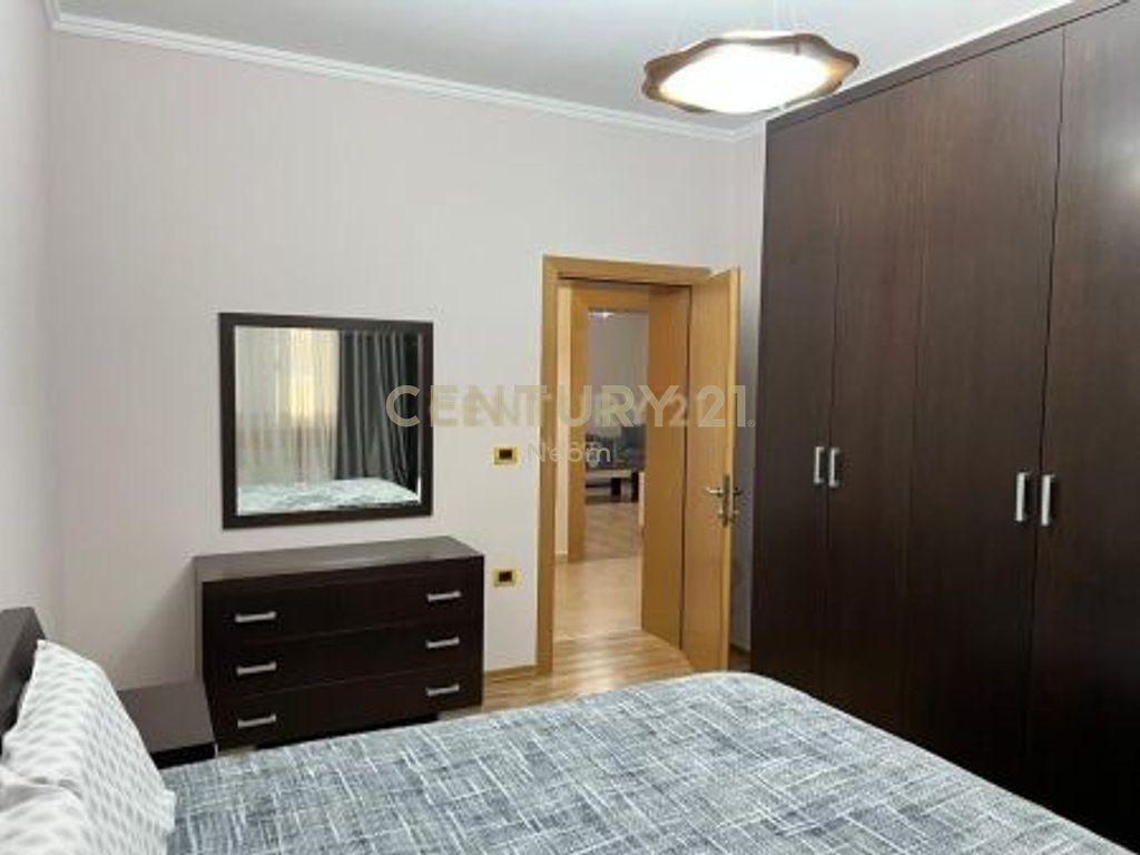 APARTAMENT 2+1 ME QIRA TEK KOMUNA E PARISIT