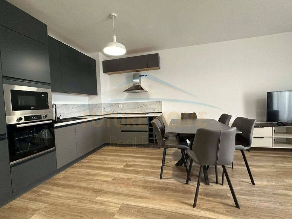 Qera, Apartament 2+1+2 + Post Parkimi, Unaza e Re