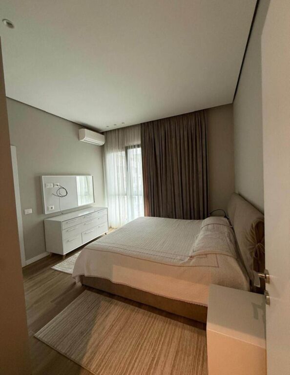 Jepet me qira apartament 2+1 te Square 21 (ARLIS)