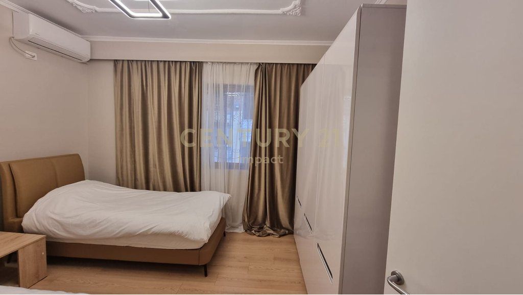 Apartament 2+1 Me Qira në Restorant Durrësi, Tiranë - 800€