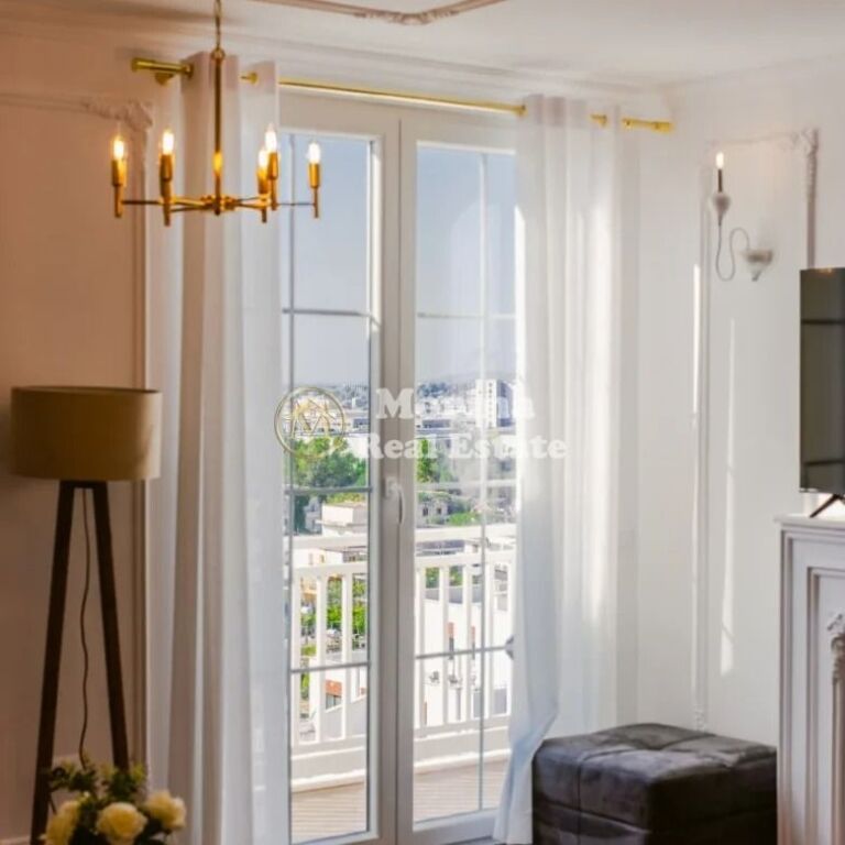 Affitto | Appartamento 1 + 1 | Villa L | 600 €/mese