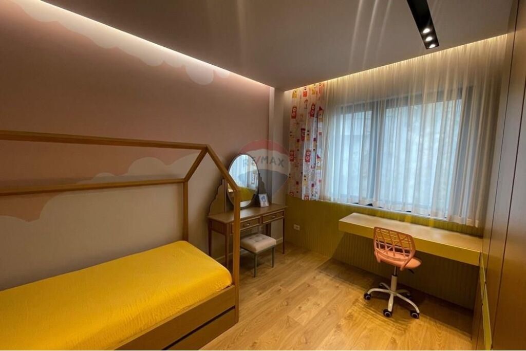 Apartament 2+1+2 me post parkimi me qira , Liqeni i Thate