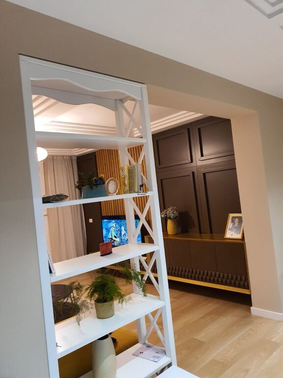 OFFICE FOR RENT 134 M2 KOSOVAREVE STREET 180,000 LEKE FH-64945