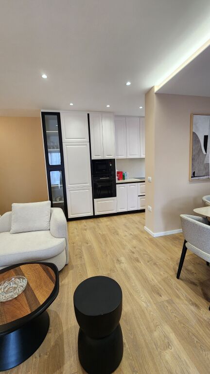 Apartament 2+1+2 + 🅿️ pranë qendrës