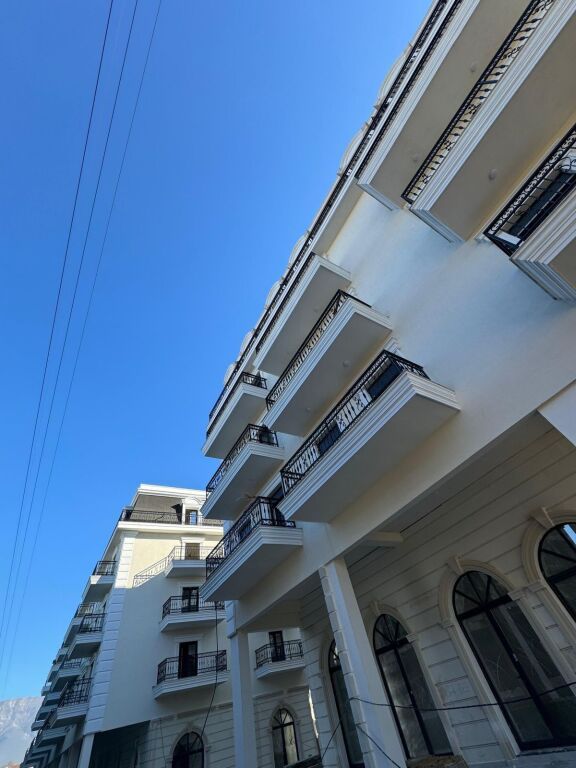 SAUK, Porta Tirana e Re shesim super apartament 2+1+2