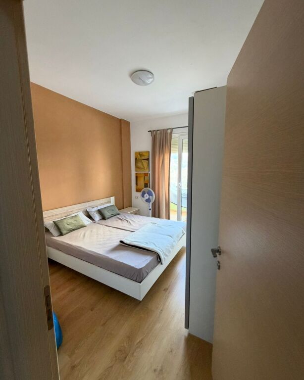 Apartament 1+1 per shitje kopshti Botanik