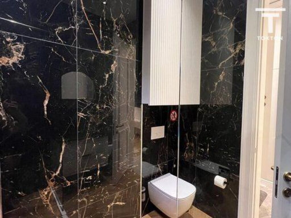 FOR SALE, APARTMENT 2+1+2, STREET: "VLORË", RADHIMË