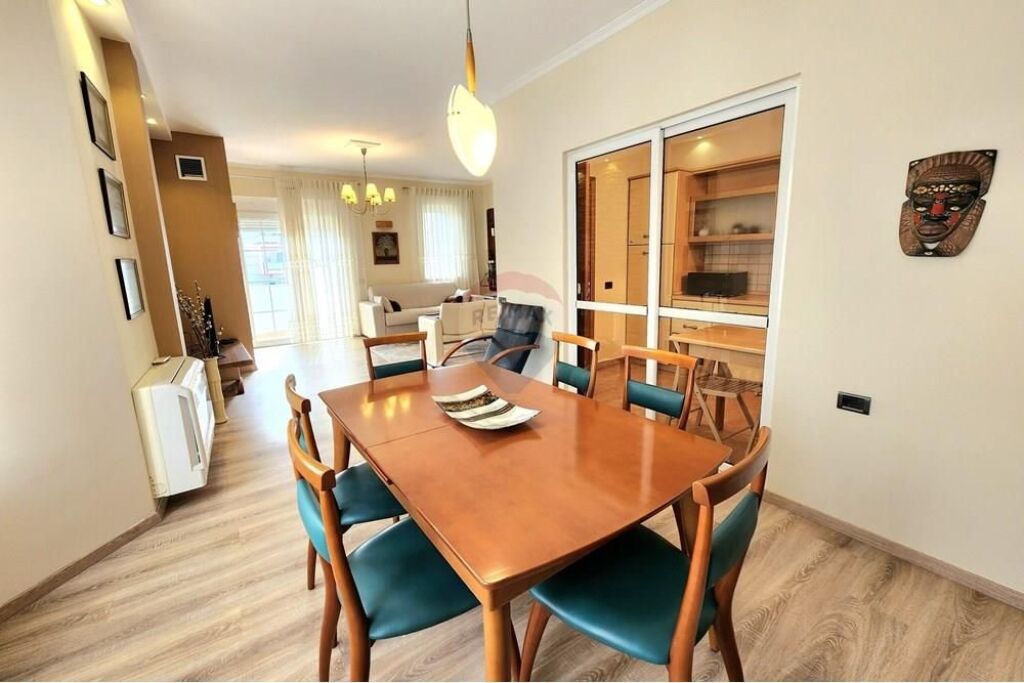 Apartment 1+1 - For Rent - 9 Floors