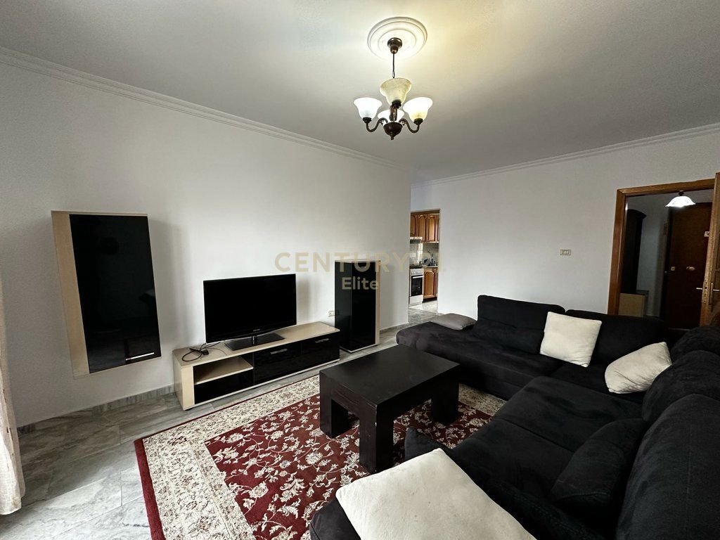 Jepet me qira apartament 2+1 në Rr. Dritan Hoxha, Laprakë| 120 m² | 600€/muaj