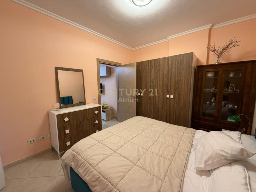 Apartament 1+1 me qira pranë Ministrisë së Jashtme