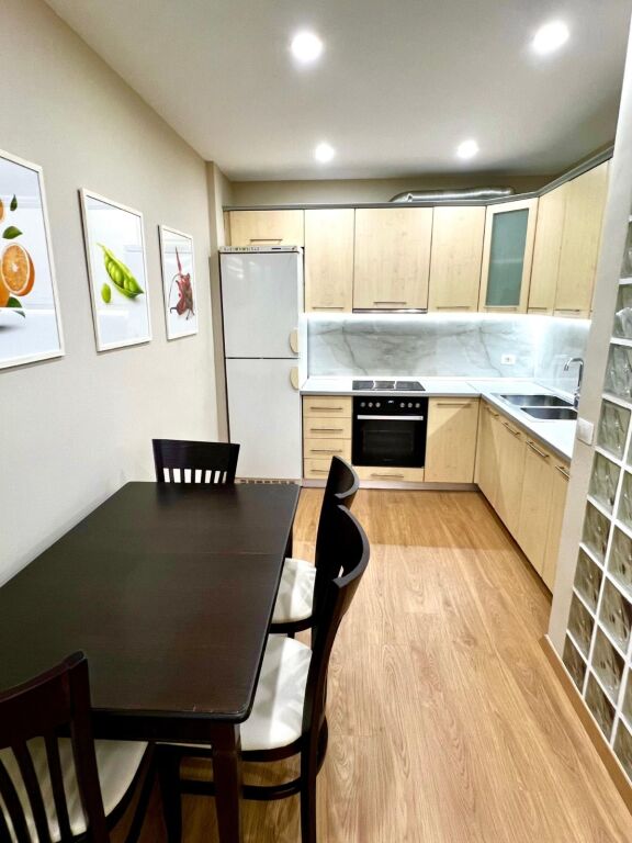 For rent 1+1 at Brryli 55,000 lek