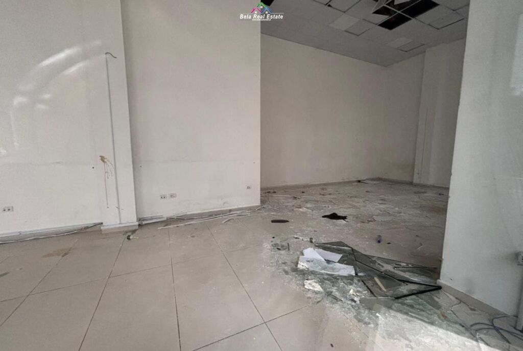 Shop For Rent On Barrikadave Street (ID BD21831) Tirana