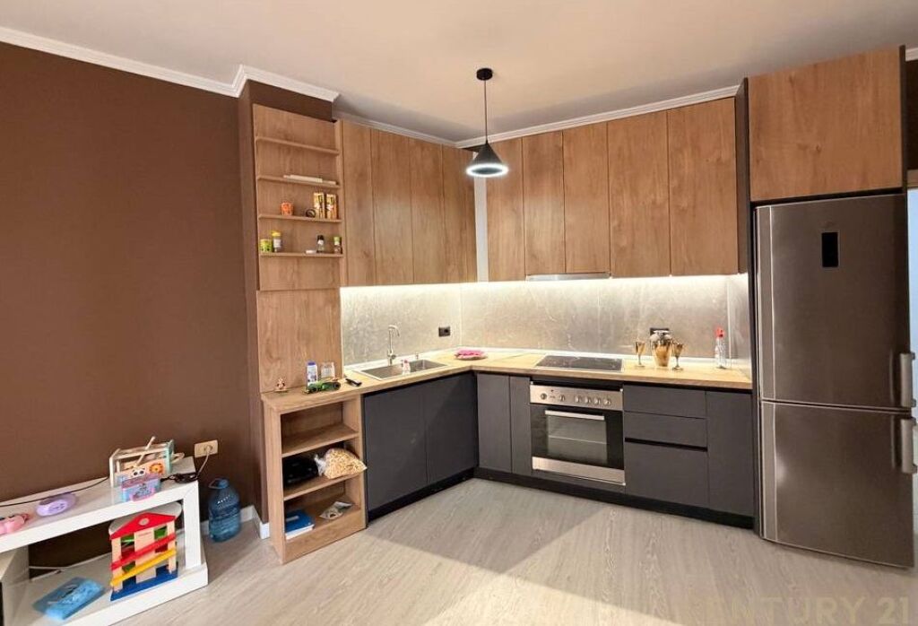 Apartament me qira 2+1+2 , Kopshti Botanik