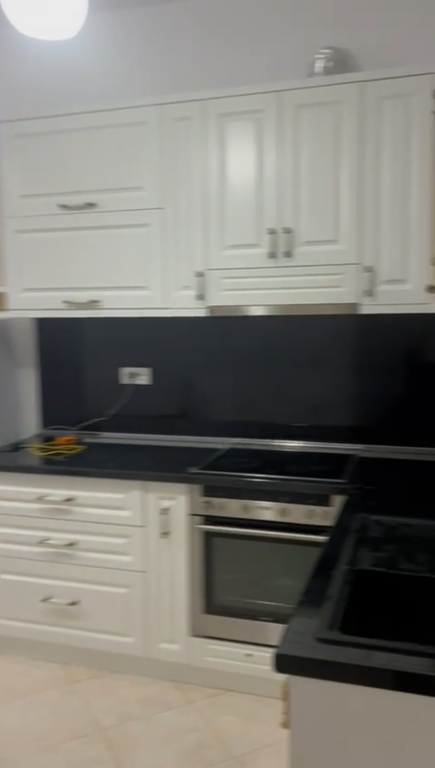 Appartamento 1+1, Fresco!