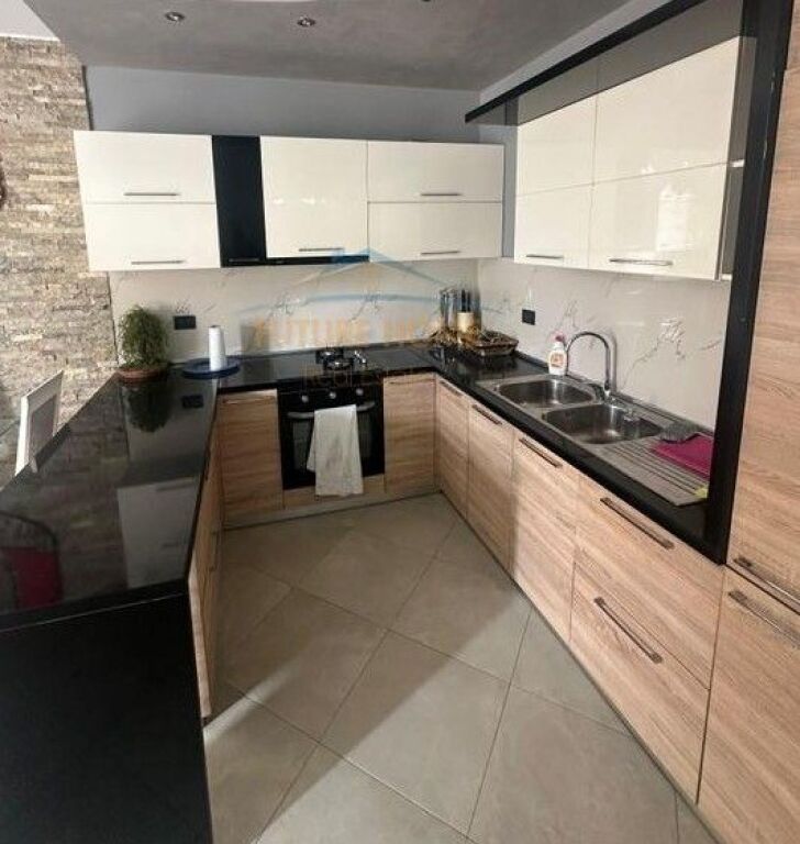 Qera, Apartament 2+1, Unaza e Re, Tirane