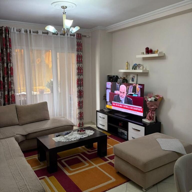 JEPET ME QIRA APARTAMENT 2+1- KTHESA E KAMZËS