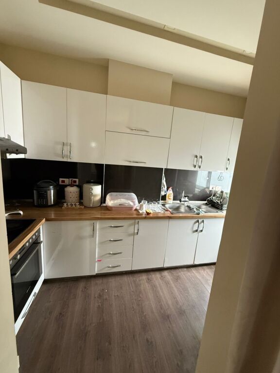 Apartament 2+1+2 per shitje ne Astir !