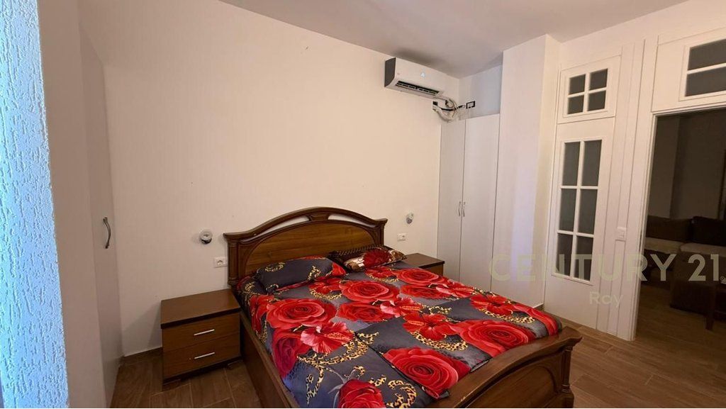 VENDESI APPARTAMENTO 2+1 CON VISTA MARE! A 20M DALLA SPIAGGIA!