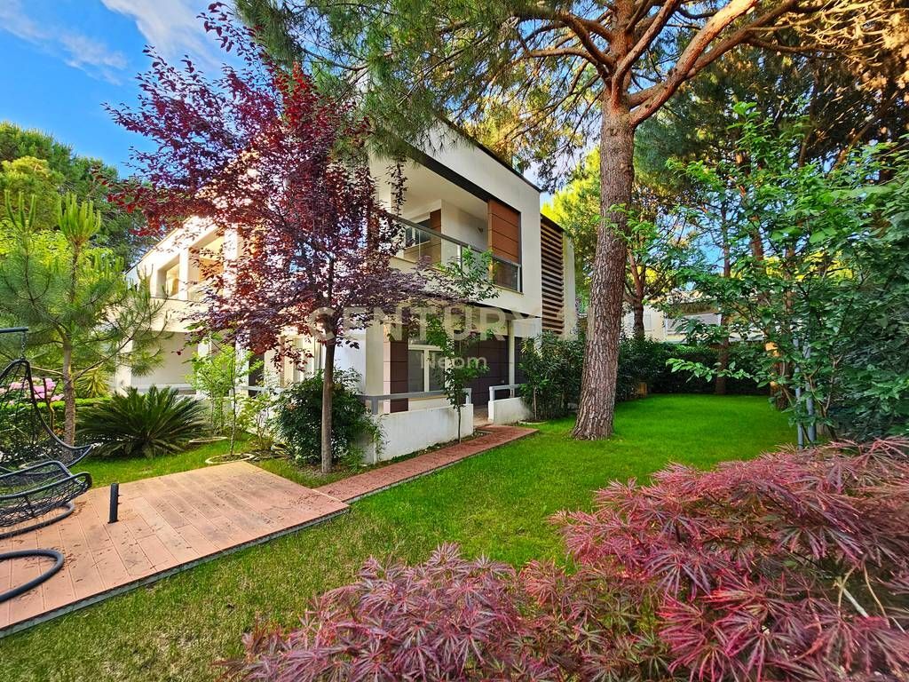 Villa for sale at Lura Complex 1, Lalzi Bay