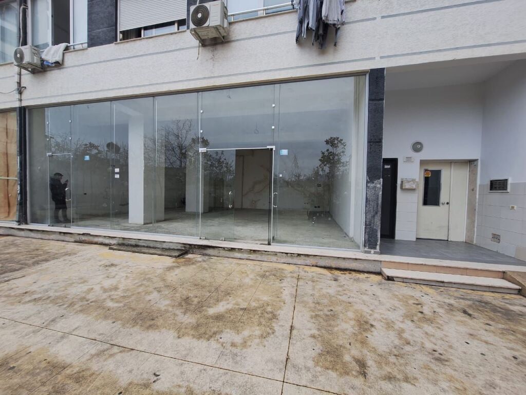 Ambient Biznesi në Shitje