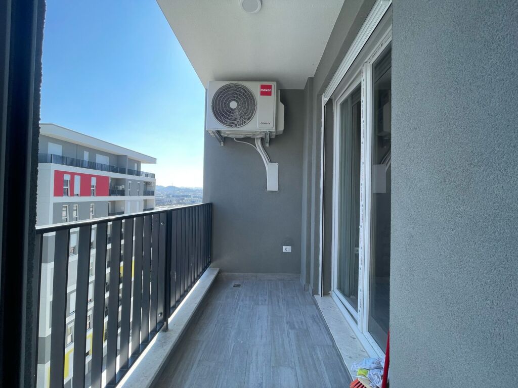 Apartament 2+1+2 me qera tek Univers City