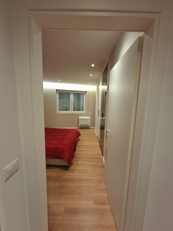 SHITET APARTAMENT  2+1 PIAZZA RR.DURRESIT