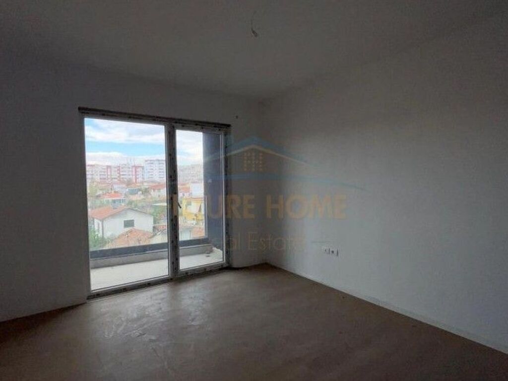 In vendita, Appartamento 2+1+2, Via Jordan Misja, Tirana