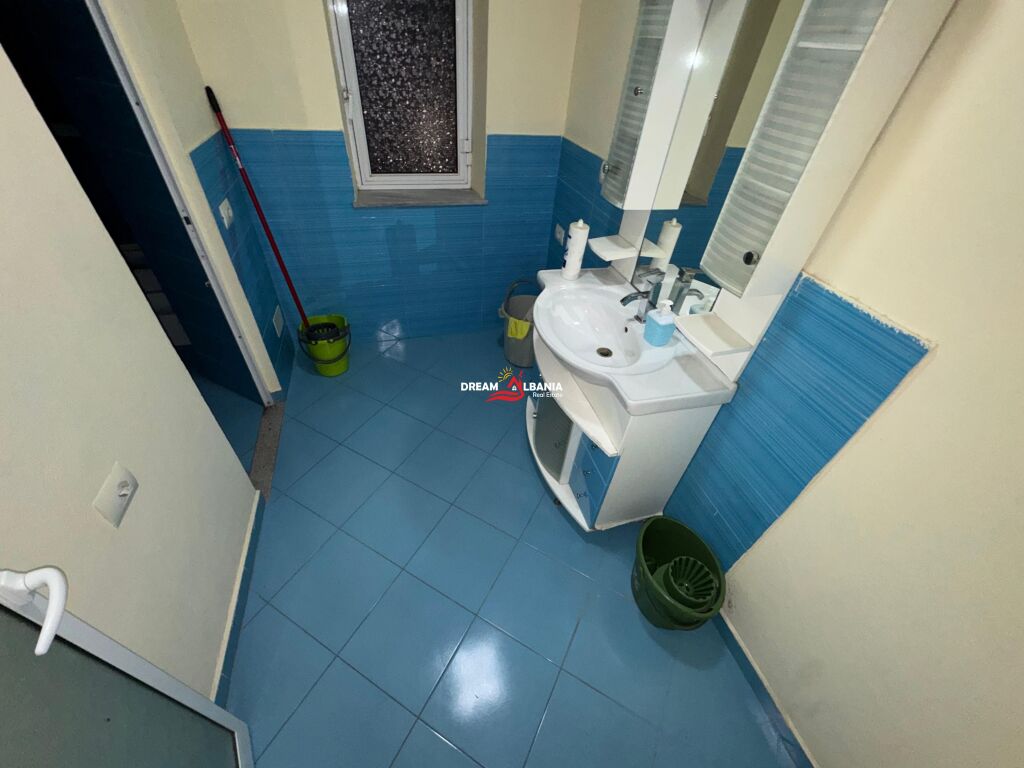 Apartament 3+1 per shitje Qender mes Rr. Myslym Shyrit dhe Rr. Kavajes (ID 4131494 )