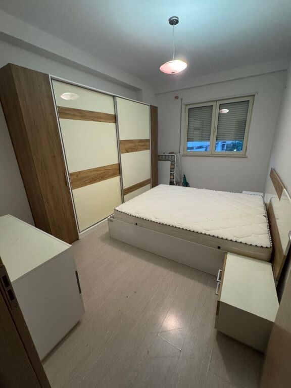 Apartament 1+1 me qera ne Don Bosko tek Bujtina e Gjelit