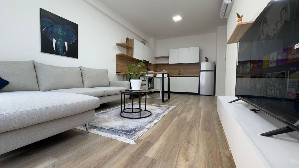 Jepet me qera apartament 1+1 Residenca aura