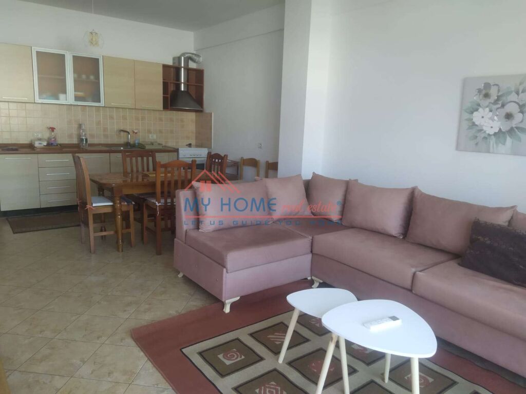 Apartament 1+1 me qira Rruga Riza Cerova Tirane