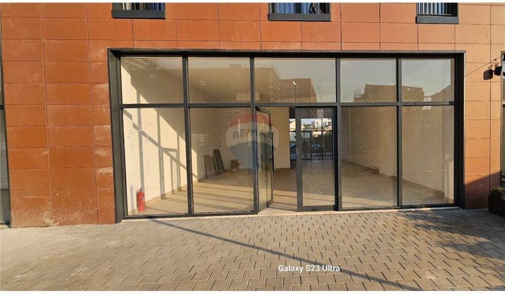 Locale commerciale in affitto in un nuovo complesso in via Jordan Misja!