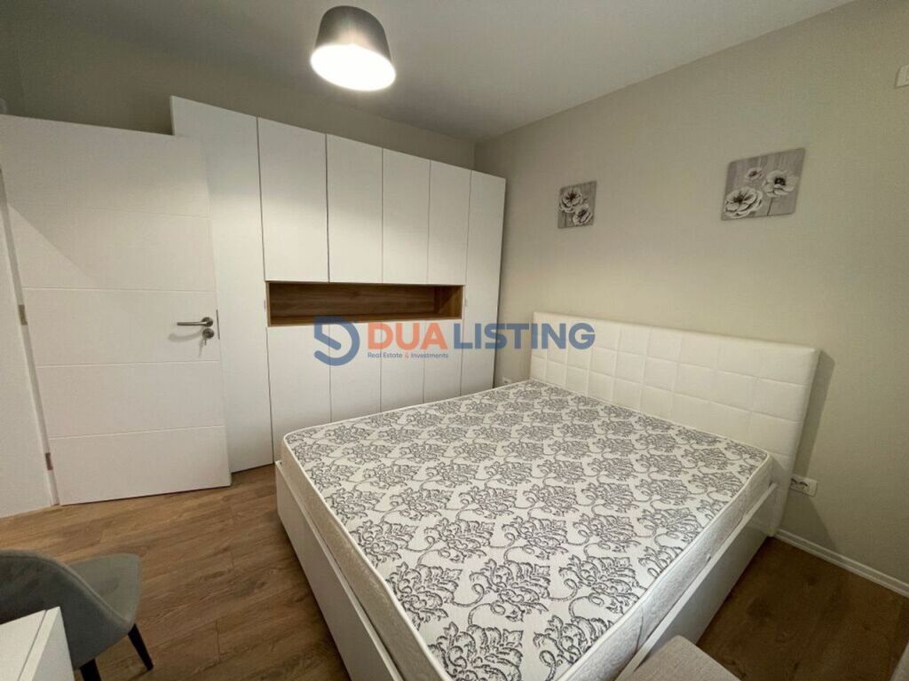 We rent a 2+1 apartment in the Brryli area.