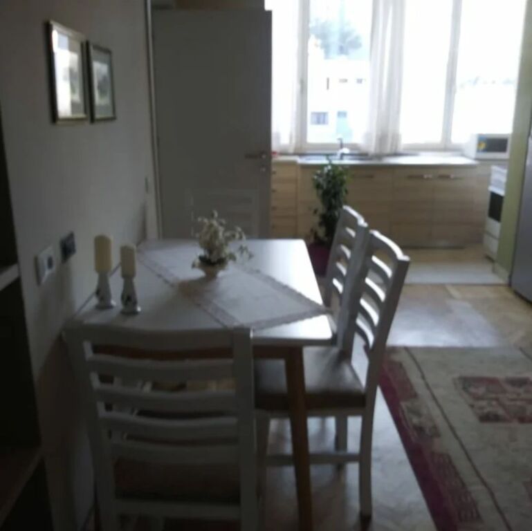 📣Super lokacion, ne Qender. 🔸️Jepet me qira 1+1  🏢Banim &amp; Qira per Air Bnb.  