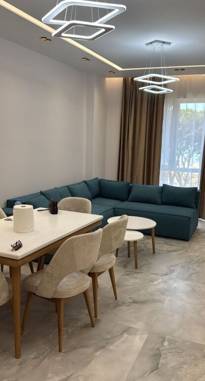 Apartament në shitje – Mali i Robit (Golem)