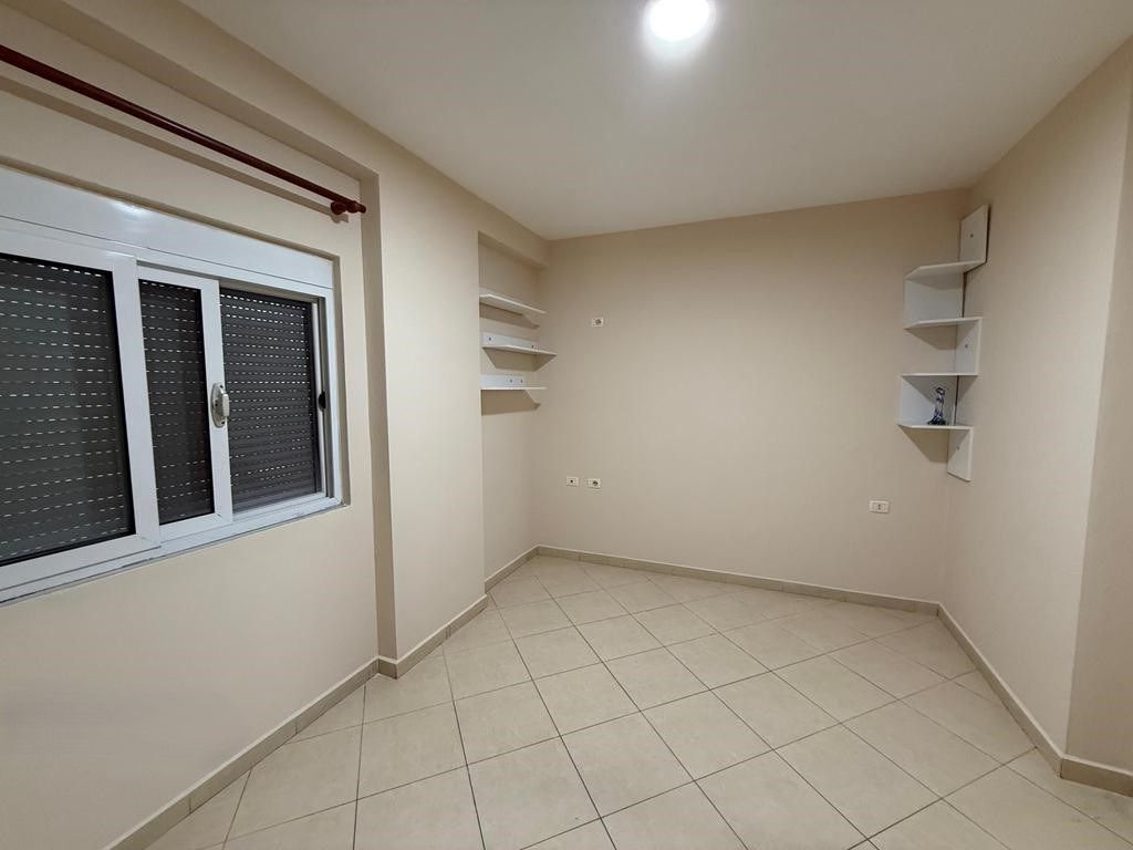 JEPET PER QIRA APARTAMENT 2+1 TE '4 DESHMORET'!