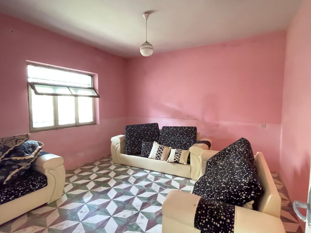 Jepet me qera 2+1,pranë Vala Park,Durrës.