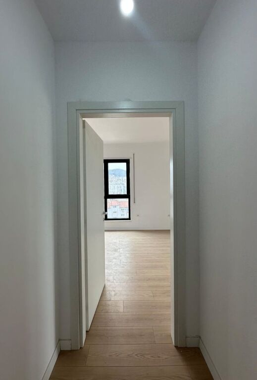 🏡 Shitet Apartament 3+1 te Komuna e Parisit