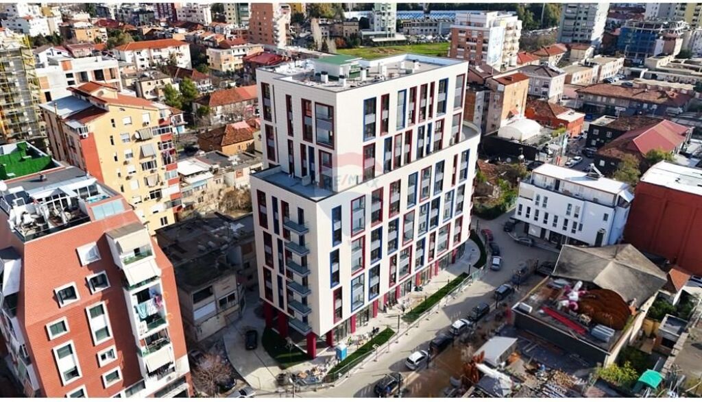 Apartament 2+1+2 ne shitje , Komuna E Parisit